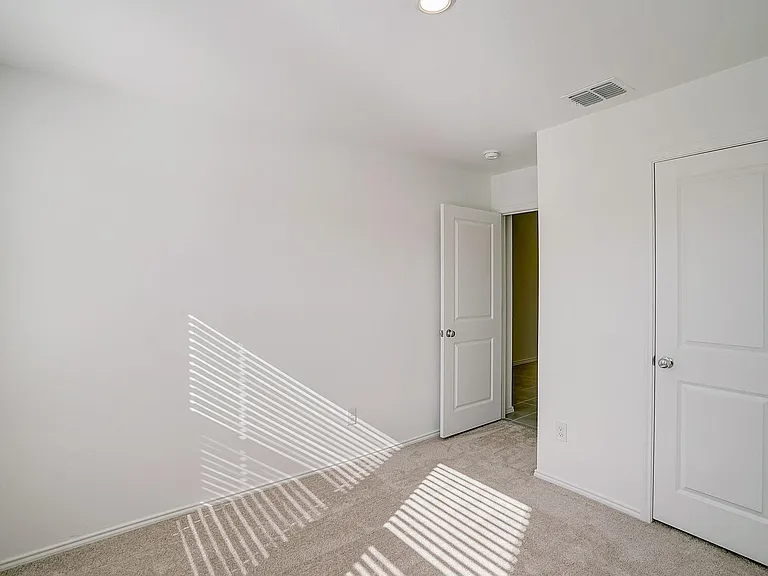 2817 Watchpoint Rd — Photo 21