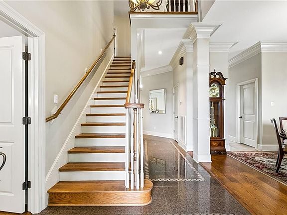 5th image of 2909 Ridgeway Dr