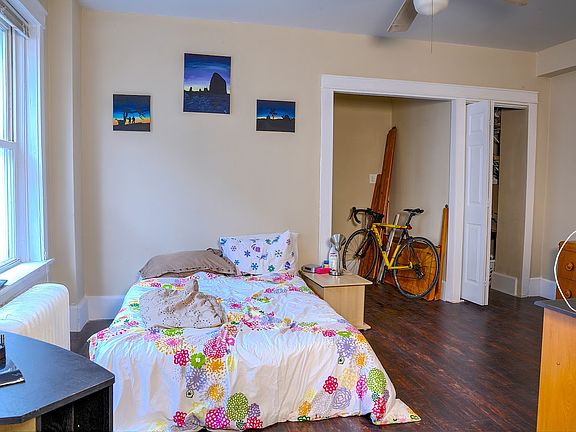 4th image of 4936 W Pine Blvd #302
