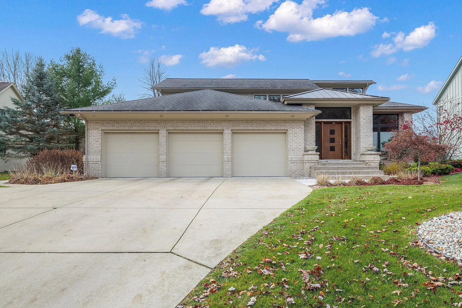 4901 Warblers Way photo 1