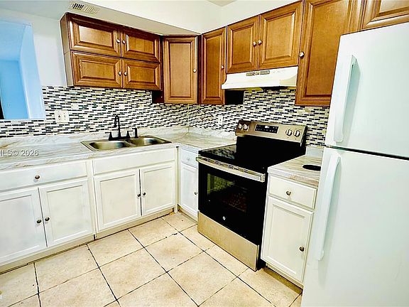 2nd image of 3700 NW 21st St APT 109