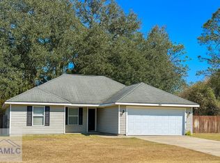 929 Pineland Ave, Hinesville, GA 31313