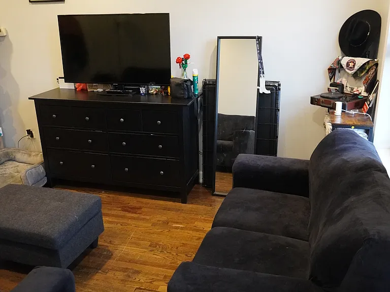 2652 W 21st Pl #1F — Photo 7