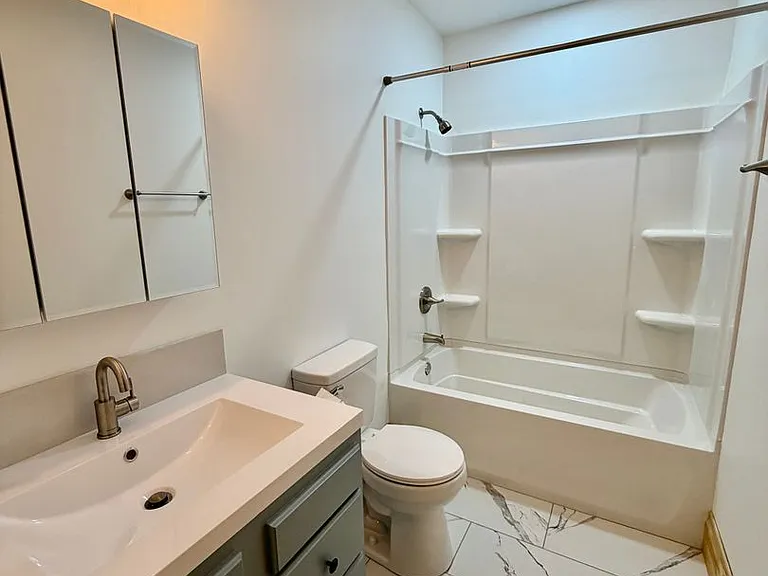 2834 Keats St — Photo 15