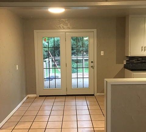 5th image of 1407 Lindale Ave