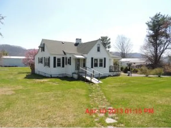 13 Hemlock St, Bristol, TN 37620