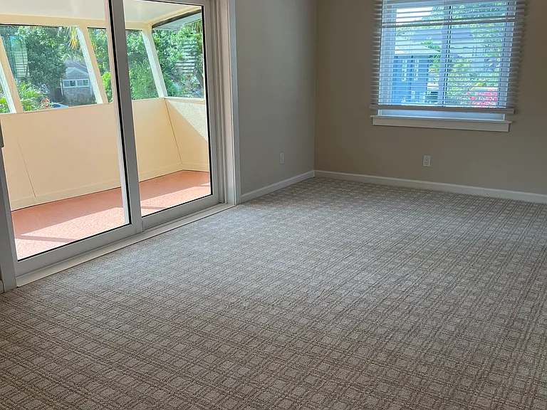 2321 3rd Ave N #2 — Photo 4