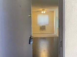 6851 Whitsett Ave #11043783, North Hollywood, CA 91605