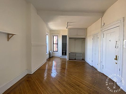 2nd image of 49 Garden Pl APT 4C