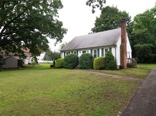 71 Clyde Ave, East Providence, RI 02914