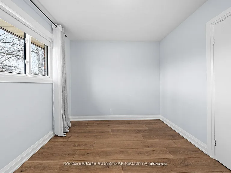 480 Browning St — Photo 4