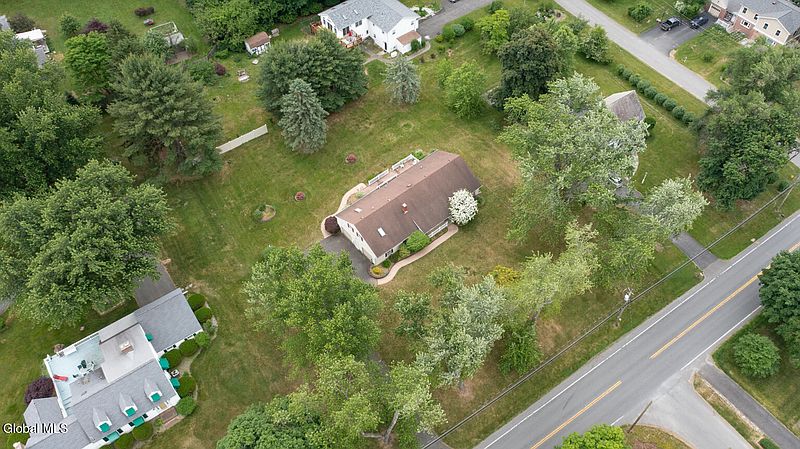 5th image of 559 Bloomingrove Drive