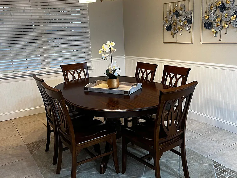 dining room for six