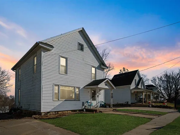 307 N Ford St, Anamosa, IA 52205