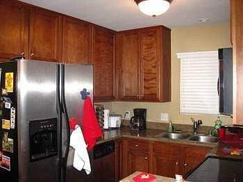 5th image of 1756 Essex St Unit 208