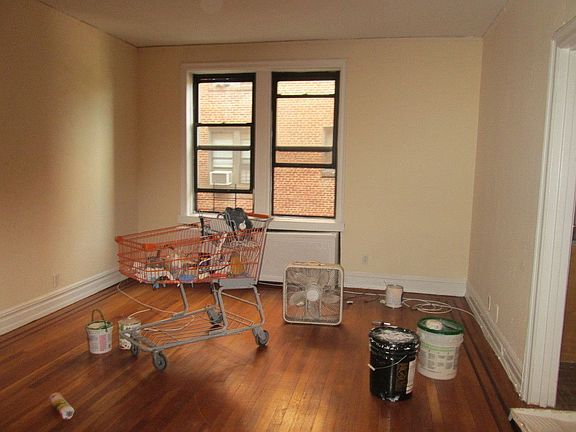 4th image of 11525 84th Ave APT 3C