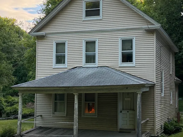128 Toddy Hill Road, Newtown, CT 06482