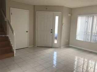 176 Riviera Cir, Weston, FL 33326