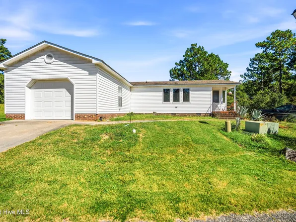 146 Ryder Cup Boulevard, Pinebluff, NC 28373