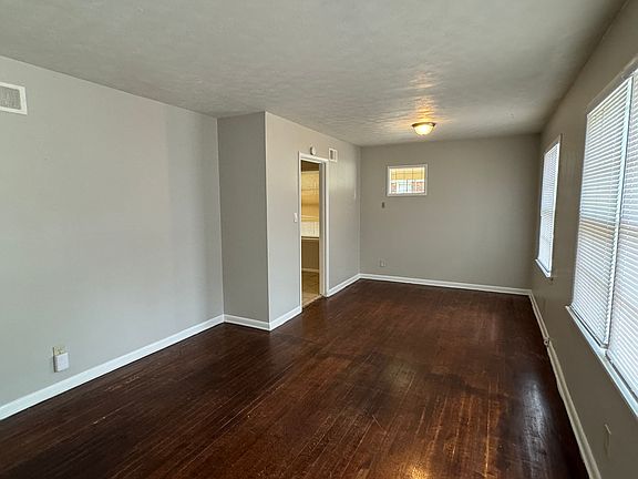 3698 Elm Park Rd 3_10222024