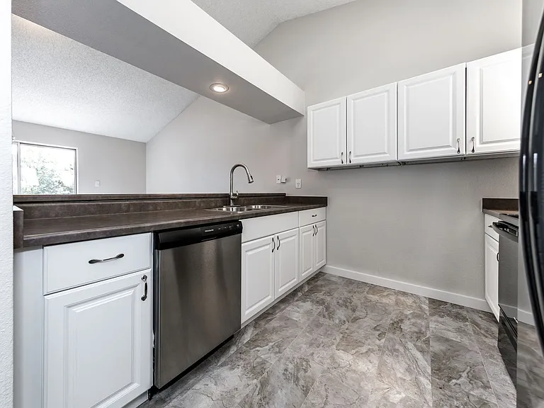 4571 Lamplighter Cir — Photo 12