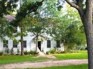 5072 Voelkel Rd, Fayetteville, TX 78940