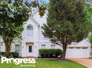8620 Wood Mills Dr W, Cordova, TN 38016