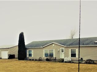 737 Snowhill Rd, Sabina, OH 45169