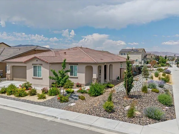 1310 Harness Ct, Sparks, NV 89436