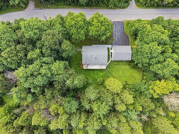 2nd image of 1528 Pinewood School Rd