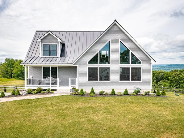 6 Clayton Lane, Rockland, ME 04841