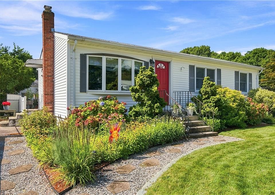 1st image of 26 Chelmsford Ave