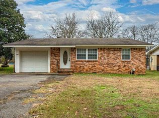 864 Westinghouse Dr, Hot Springs, AR 71901