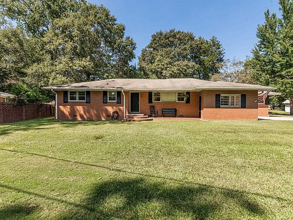 4th image of 625 Cooper St