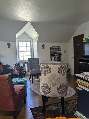 1307 E 3rd St #3 Photo 1
