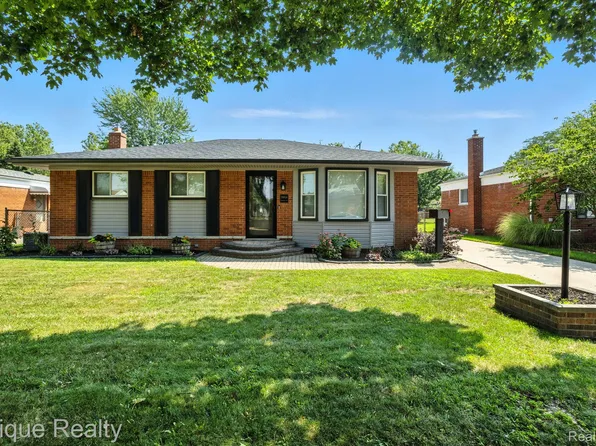 30834 Iroquois Dr, Warren, MI 48088