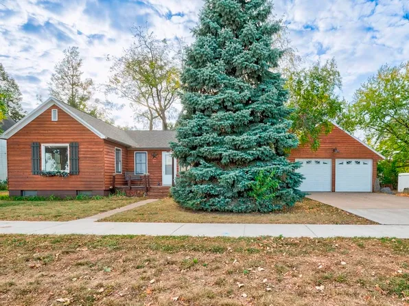 1303 P Ave, Milford, IA 51351