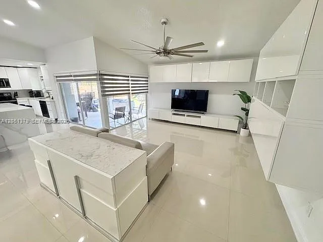 13758 SW 283rd Ter — Photo 8