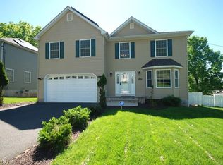 121 Ridge Ave, North Plainfield, NJ 07060