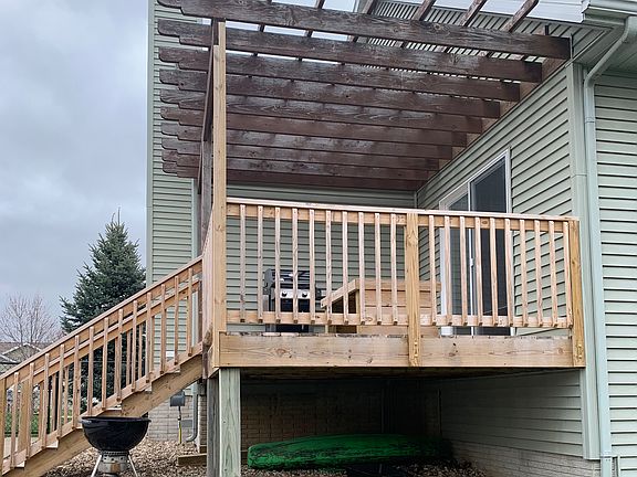 2nd image of 211 Driftwood Cir