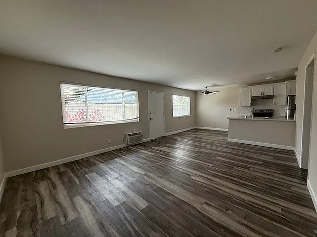 3361 Dale St #2C — Photo 4
