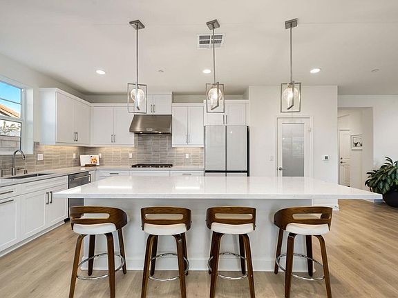 5th image of 80314 Segovia View Way