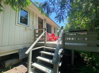 10 Champlain Lndg, Grand Isle, VT 05458