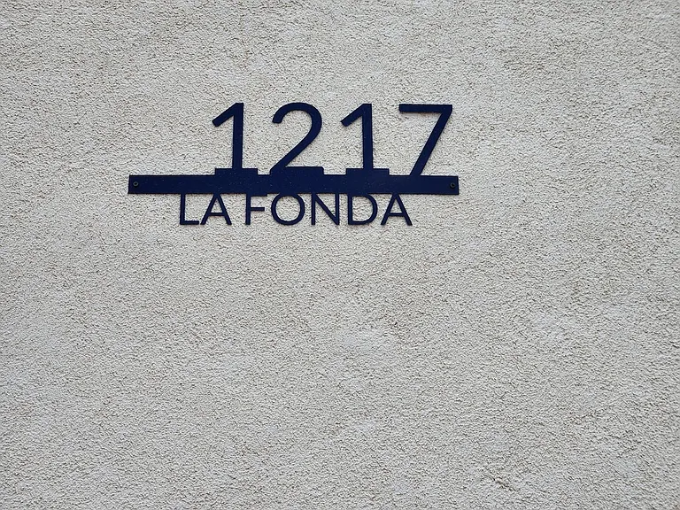 1217 La Fonda Dr — Photo 2