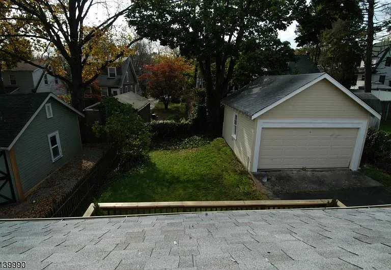 48 Cypress St — Photo 16