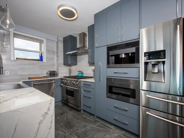 5700 Arlington Avenue image 12 of 35