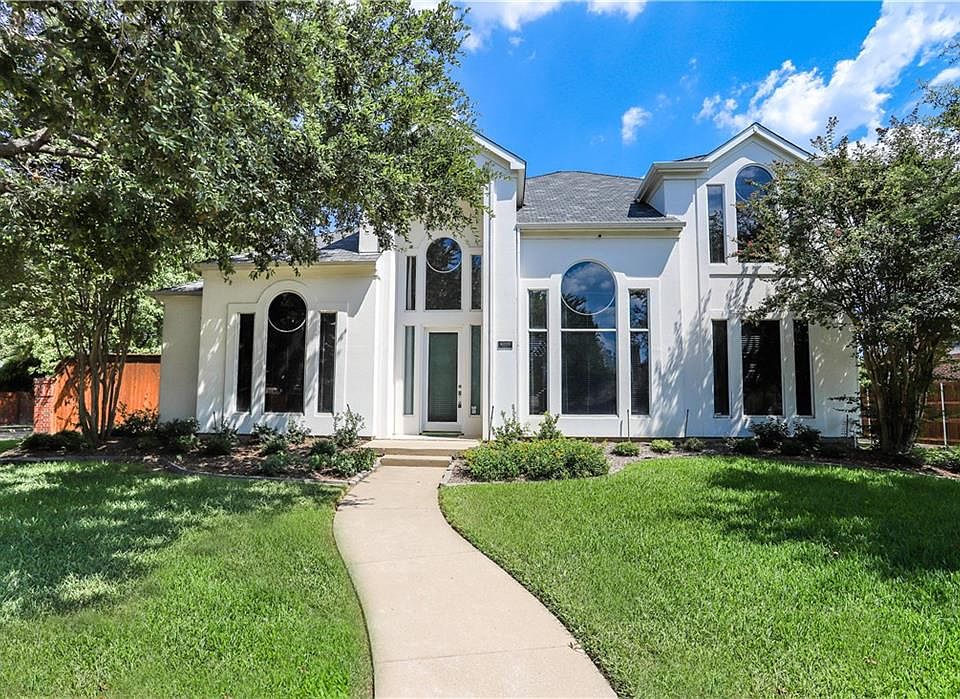 1st image of 4008 Naples Dr