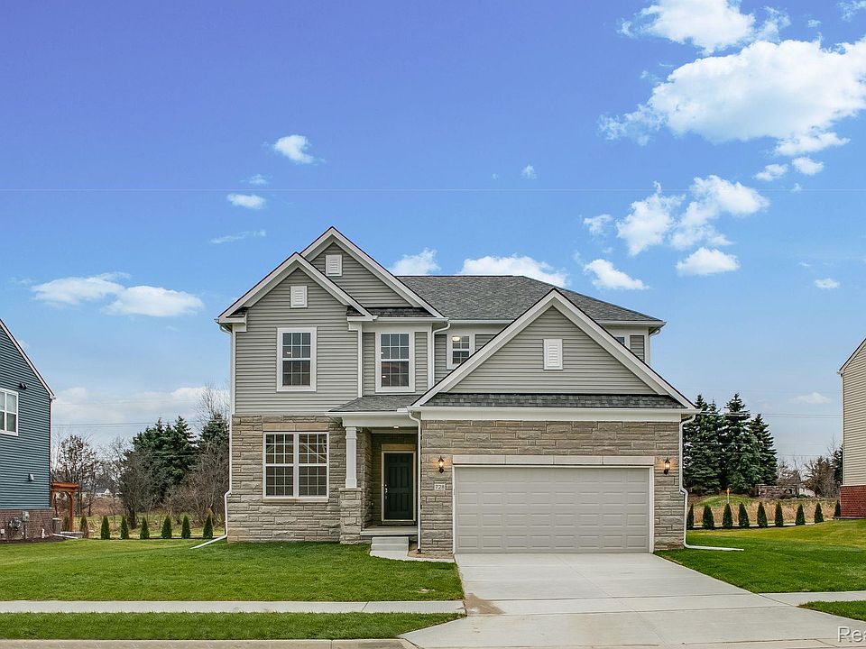 1st image of 5008 Shoreham Cir