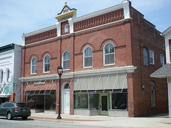 2nd image of 316 Virginia Ave