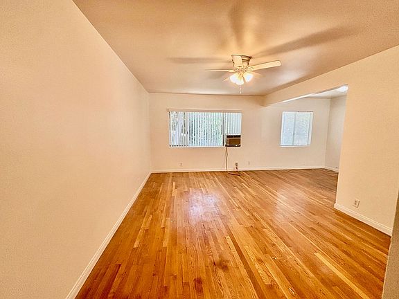 5th image of 3916-3920 Kentucky Dr #3920-4
